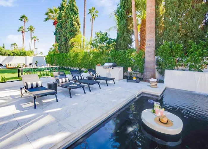 Modern Desert Heated Pool Holiday home Scottsdale